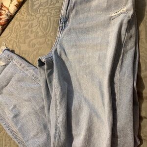American Eagle Outfitters Light Wash Boyfriend Jeans